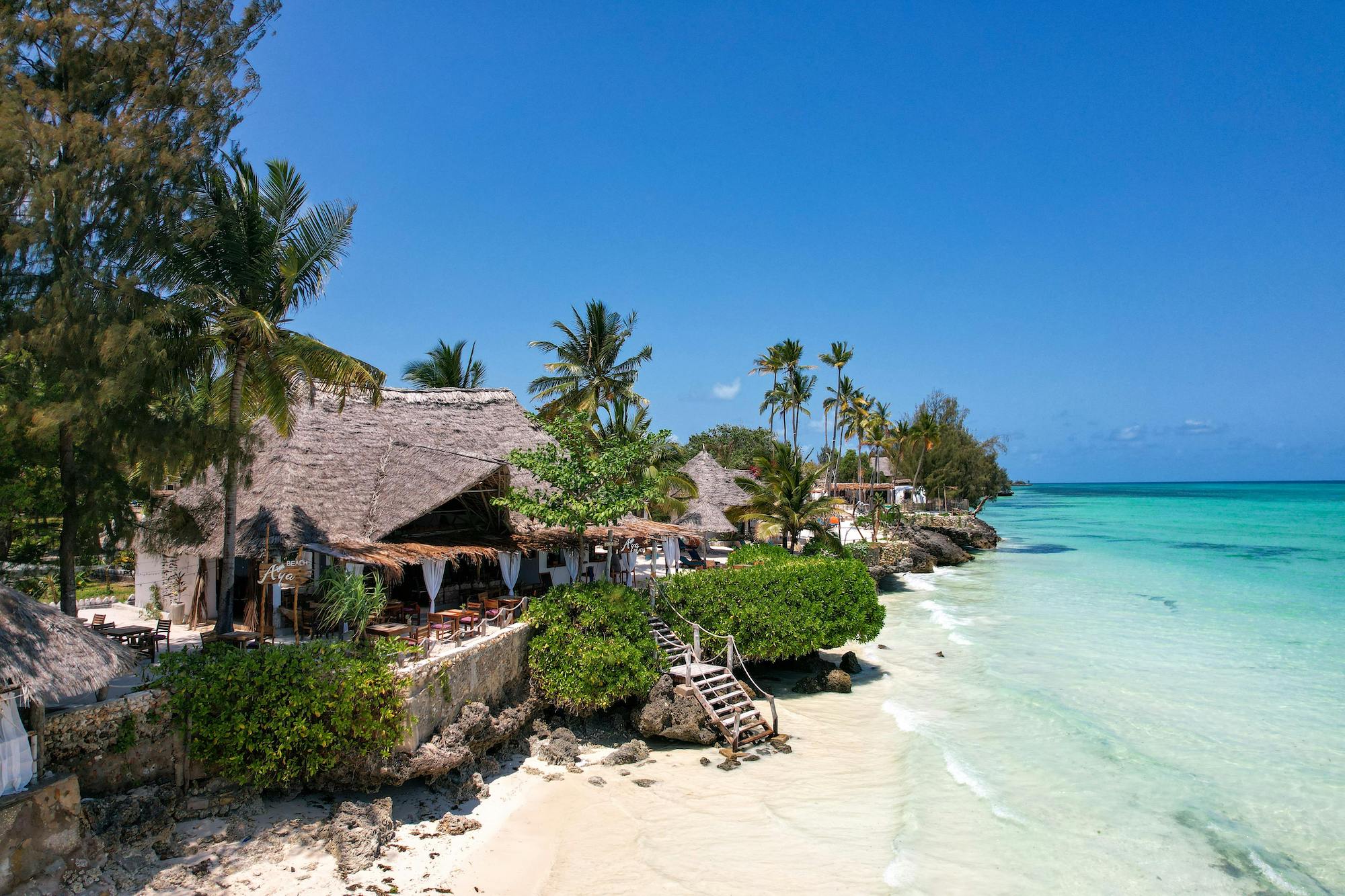 10-Day Best Honeymoon Luxury Safari and Zanzibar Beach